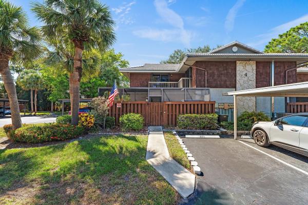 Camelot Gardens, 402 SE Castle Ct #B, Port St. Lucie, Florida 34953, image 1