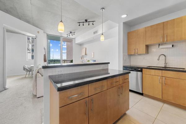 The Edge, 300 S Autralian Ave #1021, West Palm Beach, Florida 33401, image 1