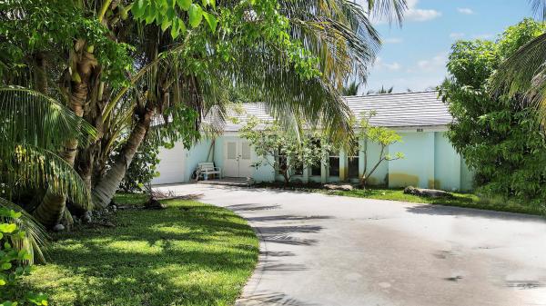 Golf Course, 808 Country Club Dr, North Palm Beach, Florida 33408, image 1