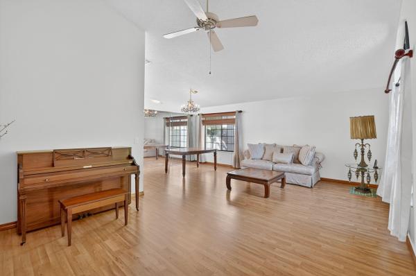 Starlight Cove, 476 NW 38th Ave, Deerfield Beach, Florida 33442, image 3