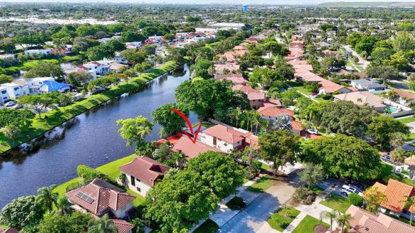 Starlight Cove, 476 NW 38th Ave, Deerfield Beach, Florida 33442, image 1