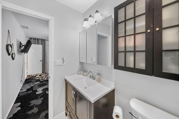 Golden Lakes Village, 129 Lake Carol Dr, West Palm Beach, Florida 33411, image 1