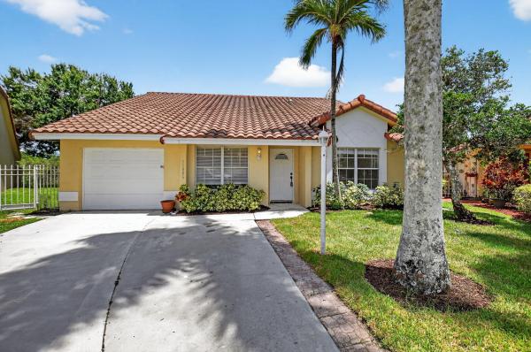 Impressions, 11086 Lakeaire Cir, Boca Raton, Florida 33498, image 1