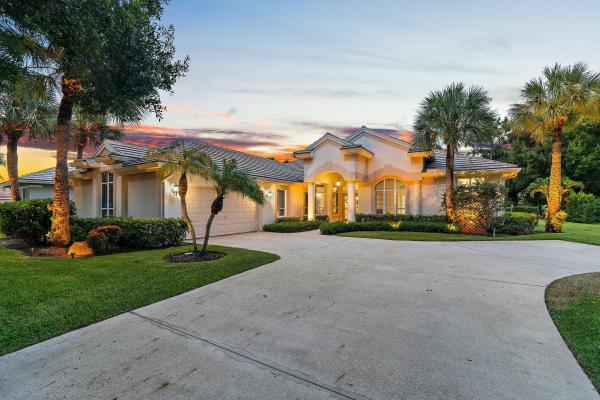 8208 Kiawah Trce, Port St. Lucie, Florida 34986, image 1