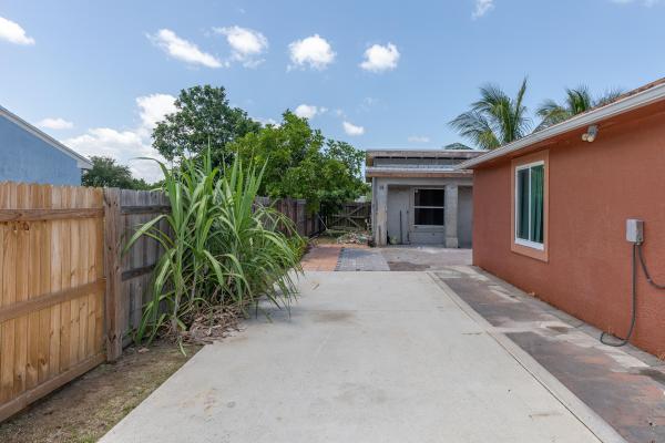 Counterpoint Estates, 10585 Aquarius Ln, Royal Palm Beach, Florida 33411, image 1