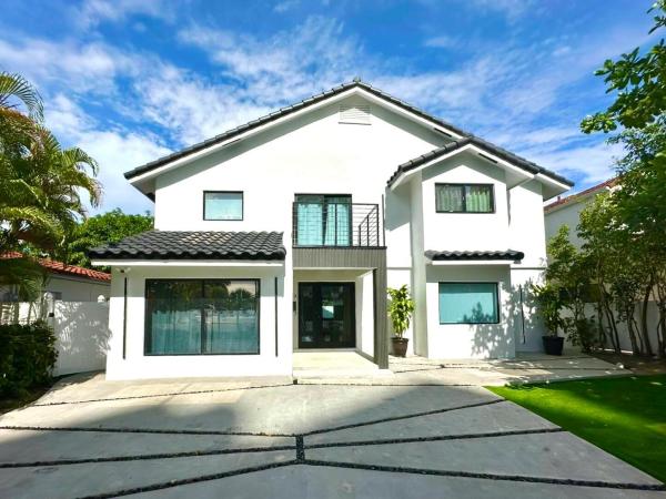 Lauderdale Beach, 2724 N Ocean Blvd, Fort Lauderdale, Florida 33308, image 1