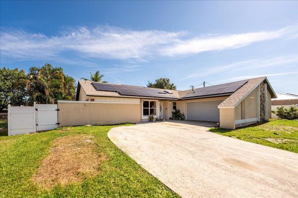 Northport Village, 249 NW Goldcoast Ave, Port St. Lucie, Florida 34983, image 1