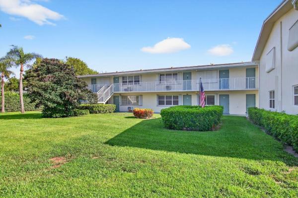 Sterling Village, 880 Horizons W #106, Boynton Beach, Florida 33435, image 1