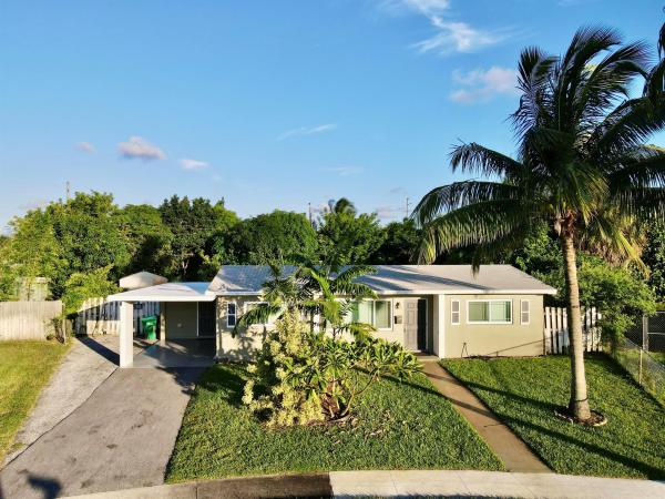 Park Manor, 1810 G Ave, Riviera Beach, Florida 33404, image 1