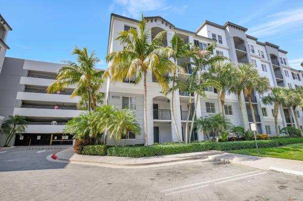 Vizcaya Lakes, 1690 Renaissance Commons Blvd #1329, Boynton Beach, Florida 33426, image 1
