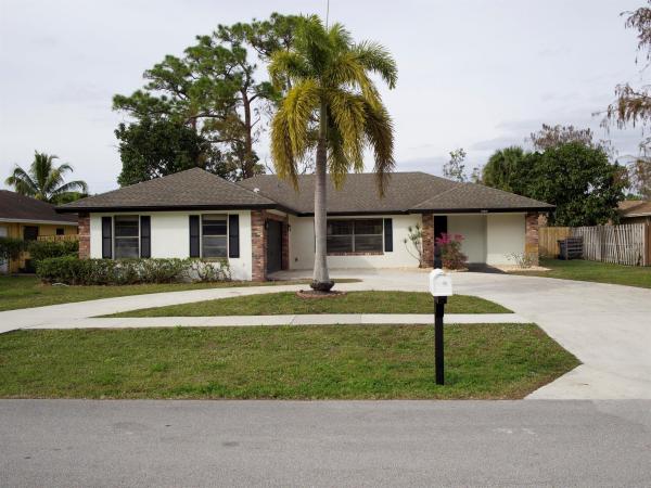 Sugar Pond Manor, 1507 Hollyhock Rd, Wellington, Florida 33414, image 1