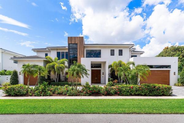 Bermuda Square, 450 NE 10th St, Boca Raton, Florida 33432, image 1