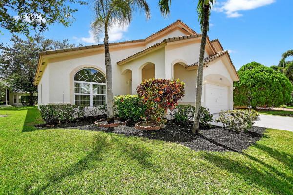 Southpointe At River Bridge, 2707 Pointe Cir, Greenacres, Florida 33413, image 1