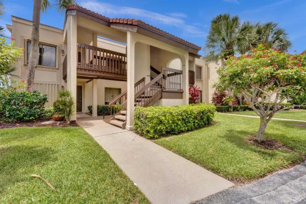5306 Cedar Lake Dr #201, Boynton Beach, Florida 33437, image 1