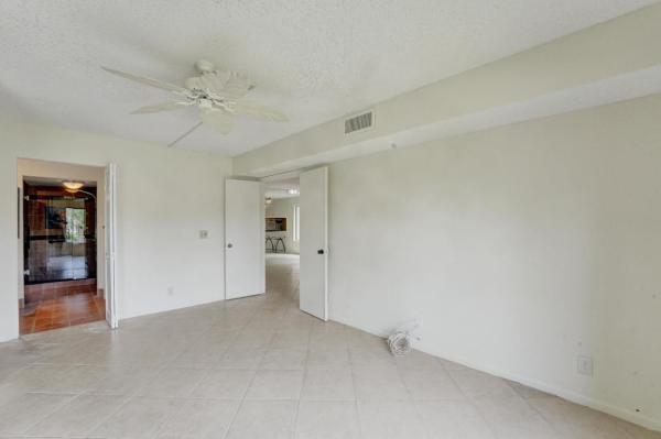 Lakeside Of Banyan Springs, 5306 Cedar Lake Dr #201, Boynton Beach, Florida 33437, image 2