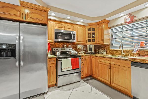 Sierra Mirada, 401 NW 198th St, Miami Gardens, Florida 33169, image 1