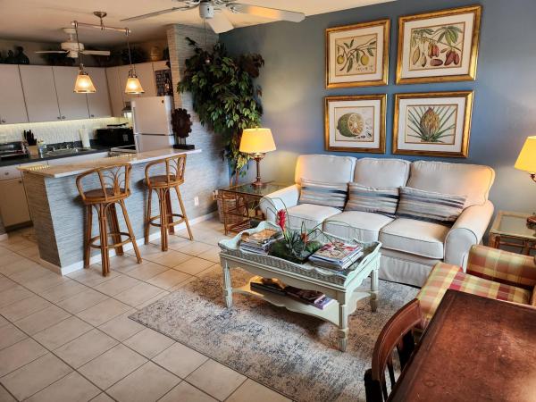 3120 Cynthia Ln #110, Lake Worth Beach, Florida 33461, image 1