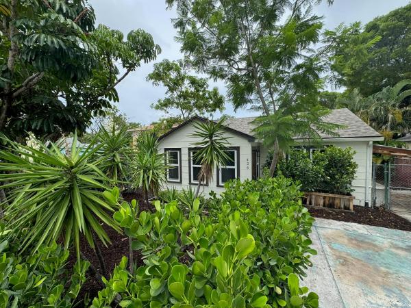 Lake Worth Town, 426 S L St, Lake Worth Beach, Florida 33460, image 1