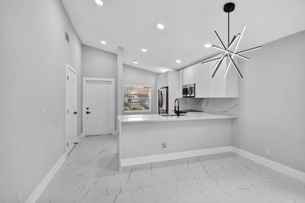 Summerwinds At Whisper Walk, 8137 Windgate Dr, Boca Raton, Florida 33496, image 2