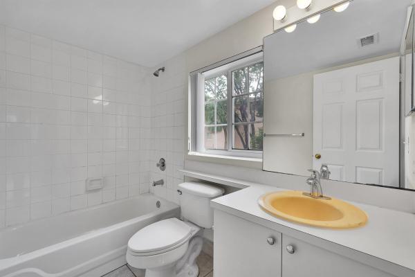 Village East, 2033 SE 10th Ave #616, Fort Lauderdale, Florida 33316, image 1
