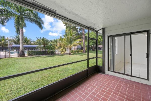 Indian Trail Villas, 92 Conaskonk Cir, Royal Palm Beach, Florida 33411, image 1