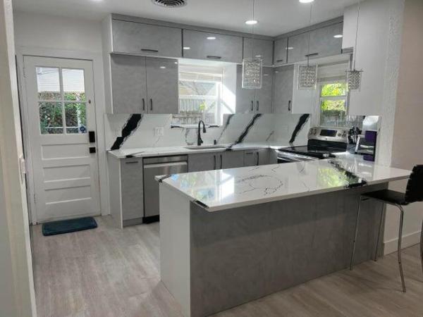 Kings Court, 291 E Boca Raton Rd, Boca Raton, Florida 33432, image 1