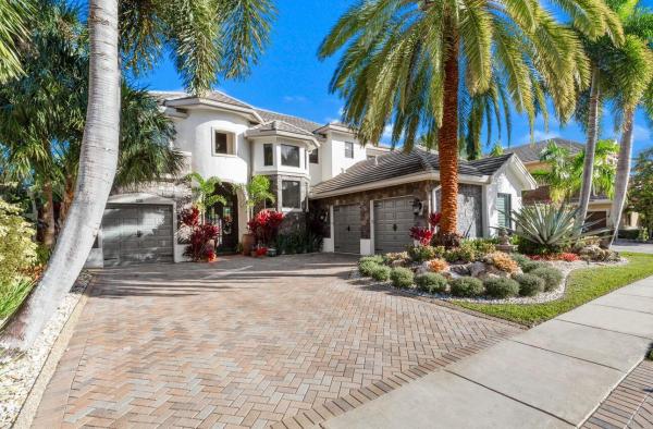 Versailles At Wellington, 10371 Trianon Pl, Wellington, Florida 33449, image 1