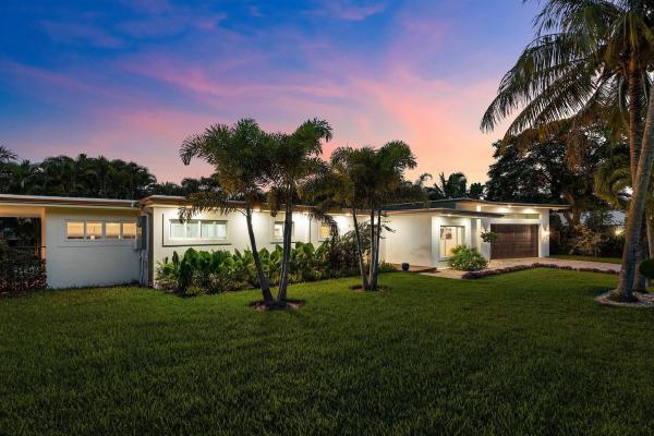 Lake Ida Manor, 400 Kings Lynn, Delray Beach, Florida 33444, image 1