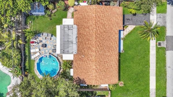 Shorewood, 1123 SE 4th Ave #(), Deerfield Beach, Florida 33441, image 1