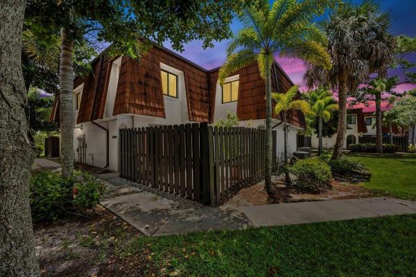 The Pines, 2220 White Pine Cir #B, Greenacres, Florida 33415, image 1
