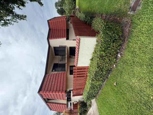 Somerset, 3830 Victoria Dr, West Palm Beach, Florida 33406, image 1