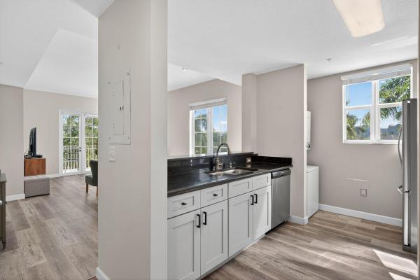 Village At Abacoa, 1200 Town Center Dr #330, Jupiter, Florida 33458, image 1