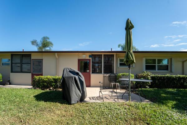 Crosley At Cresthaven Villas, 2990 Crosley Dr E #D, West Palm Beach, Florida 33415, image 2