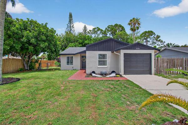 Le Chalet, 8300 Little Beth Dr, Boynton Beach, Florida 33472, image 1