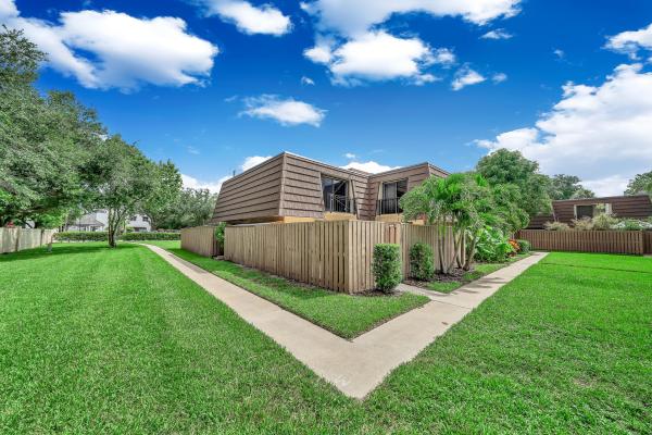 Sandalwood Estates, 1410 14th Ct, Palm Beach Gardens, Florida 33410, image 1