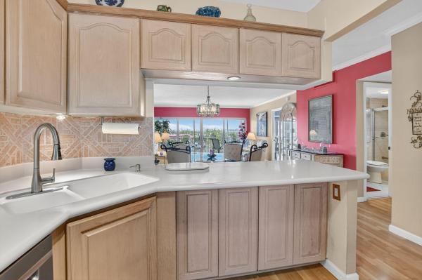 River House Towers, 400 N Federal Hwy #515, Deerfield Beach, Florida 33441, image 2
