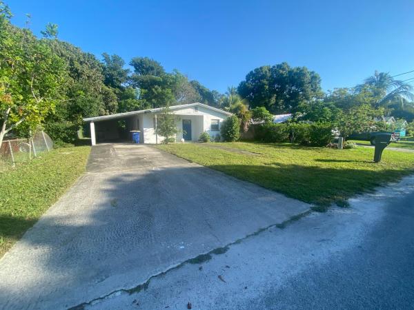 Biltmore Park, 1105 Apple St, Fort Pierce, Florida 34950, image 1