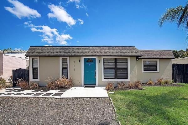 Lantana No HOA, 715 W Palm St, Lantana, Florida 33462, image 1