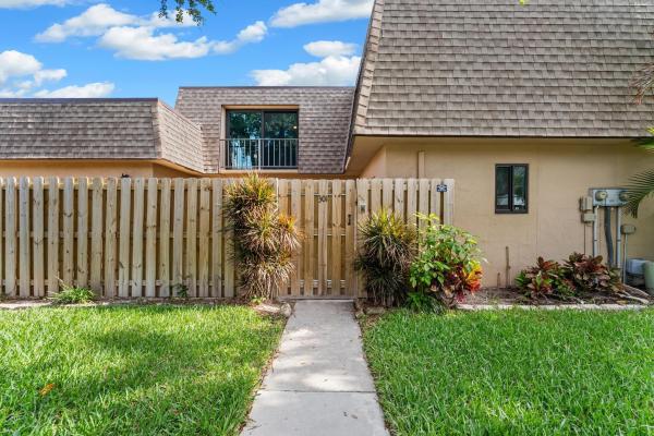 Waterview Estates, 301 Waterview Dr, Palm Springs, Florida 33461, image 1