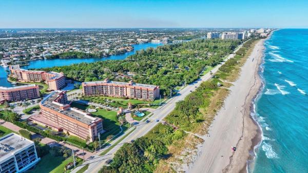 San Remo, 2871 N Ocean Blvd #D120, Boca Raton, Florida 33431, image 1
