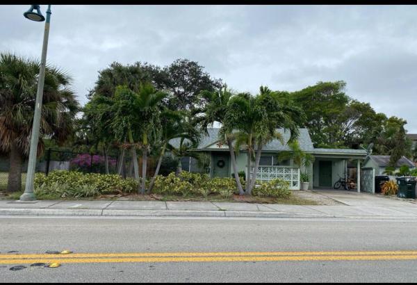 Lake Worth Town, 505 S S Federal Hwy, Lake Worth Beach, Florida 33460, image 1