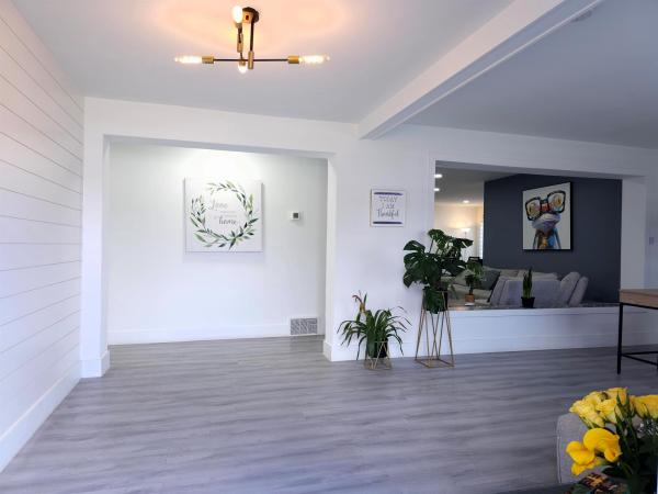 Kingsland Pines, 4534 Brady Blvd, Delray Beach, Florida 33445, image 1