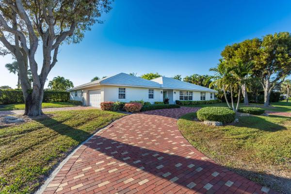 Place Au Soleil, 835 Canary Walk, Delray Beach, Florida 33483, image 1