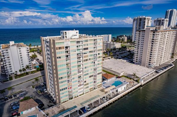 Trafalgar Towers, 1410 S Ocean Dr #1003, Hollywood, Florida 33019, image 1