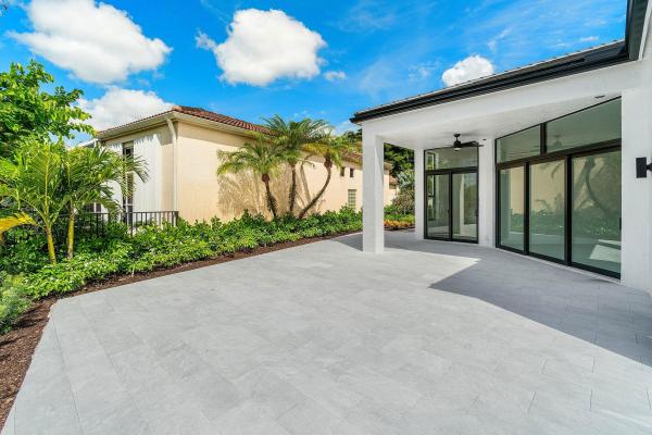 Sunset Bay, 335 Sunset Bay Ln, Palm Beach Gardens, Florida 33418, image 2
