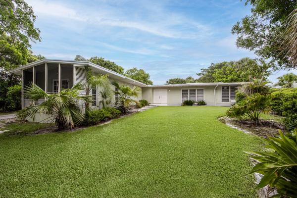 Fort Pierce Residential, 4111 S Indian River Dr, Fort Pierce, Florida 34982, image 1