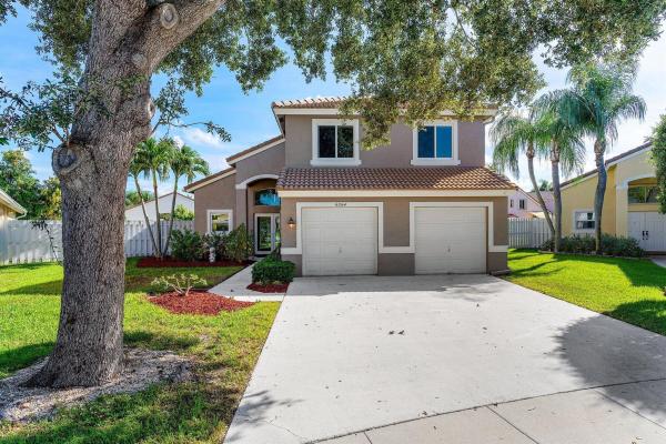 Barton Creek Village, 6264 Barton Creek Ct, Lake Worth Beach, Florida 33463, image 1