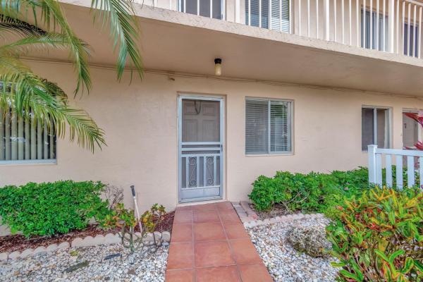 Huntington Lakes 2, 6795 Huntington Ln #107, Delray Beach, Florida 33446, image 2