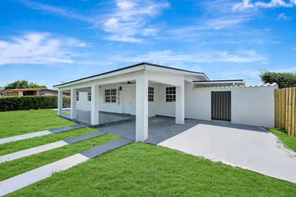 4040 SW 108th Ave, Unincorporated Dade County, Florida 33165, image 1