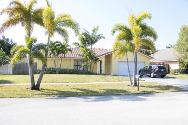 Hidden Valley, 210 Oregon Ln, Boca Raton, Florida 33487, image 1